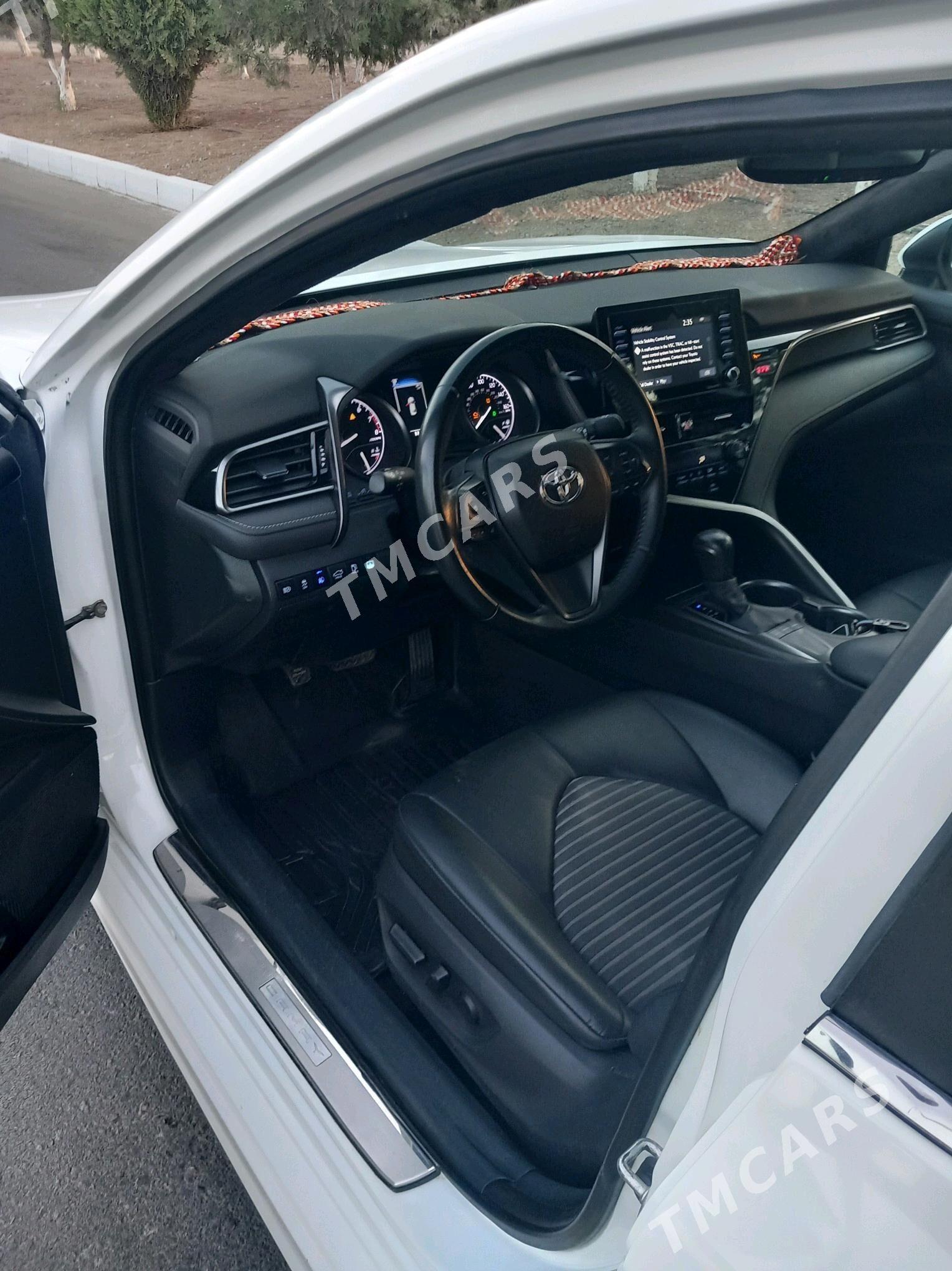 Toyota Camry 2022 - 310 000 TMT - Bäherden - img 3