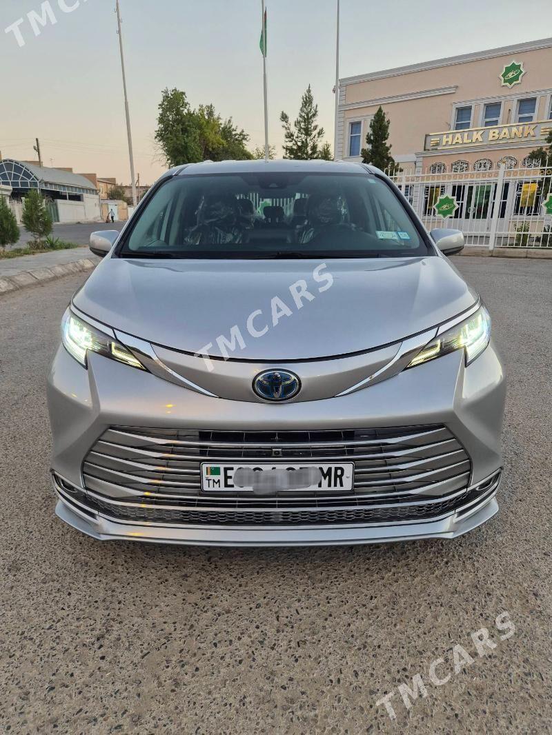 Toyota Sienna 2022 - 515 000 TMT - Байрамали - img 6