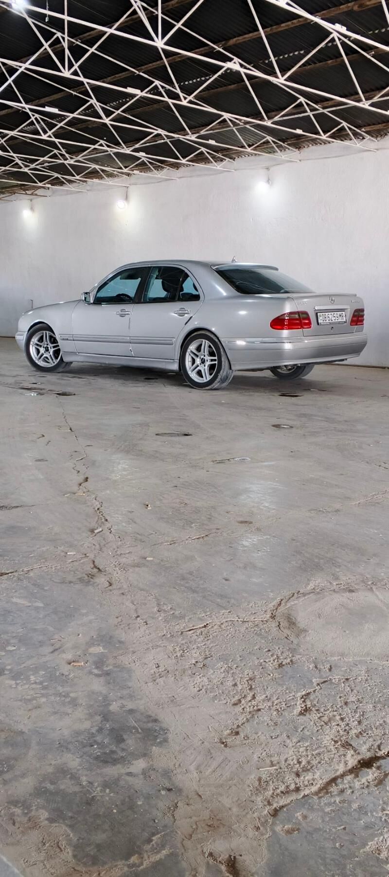 Mercedes-Benz E320 2001 - 80 000 TMT - Baýramaly - img 11