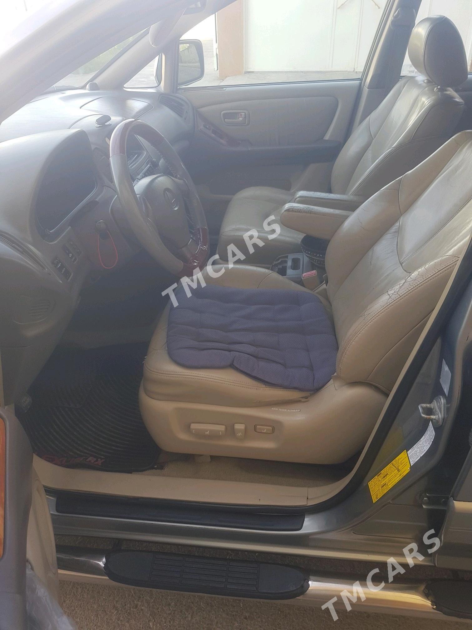 Lexus RX 300 2000 - 190 000 TMT - Мары - img 3