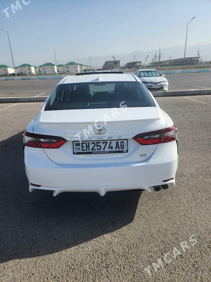 Toyota Camry 2022 - 345 000 TMT - Ашхабад - img 5
