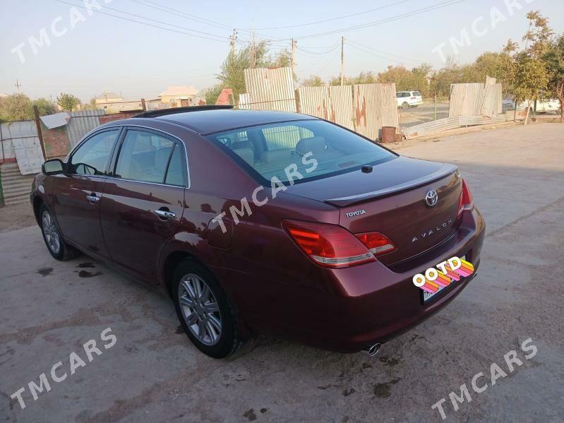 Toyota Avalon 2005 - 250 000 TMT - Мары - img 2