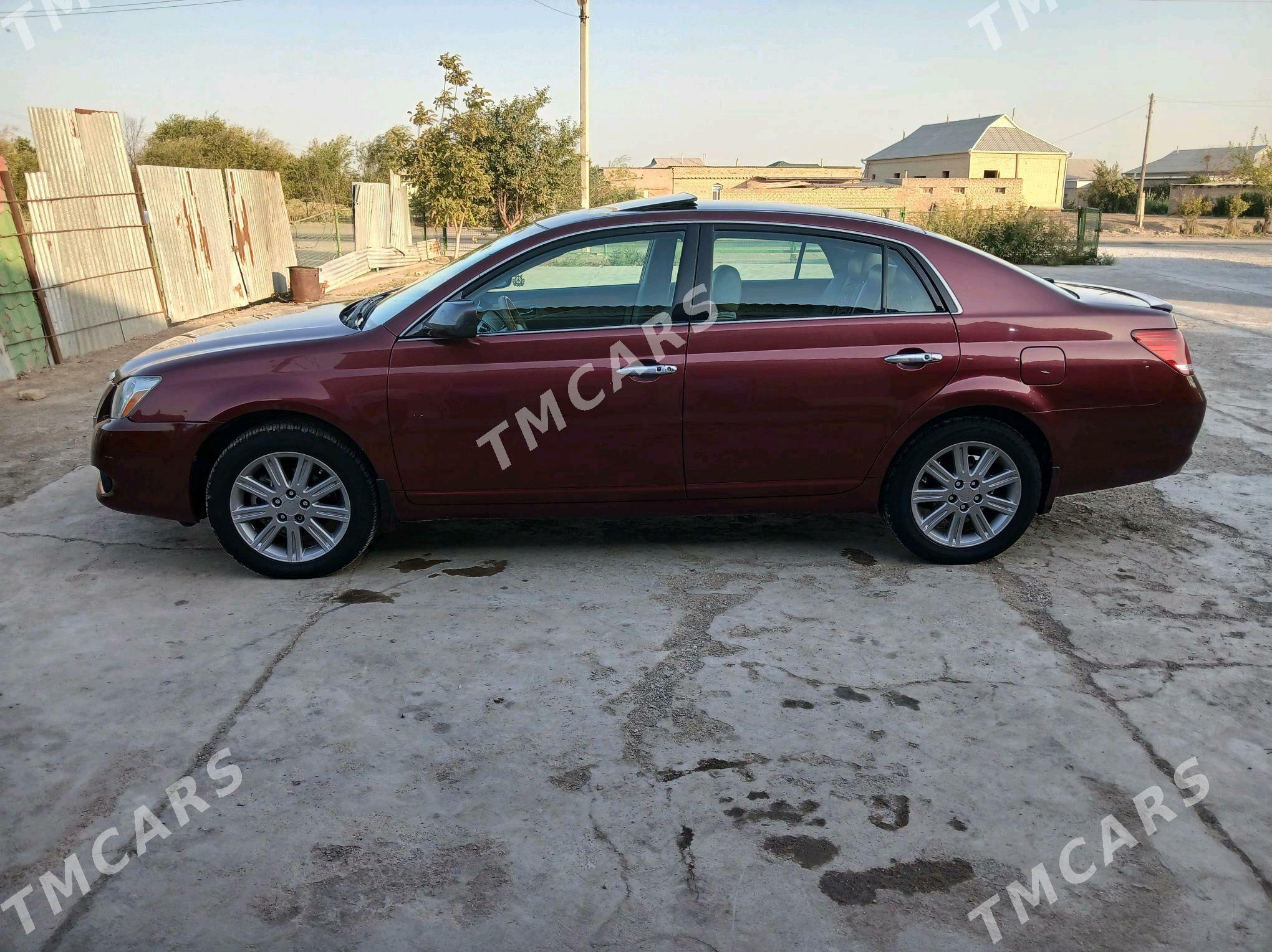 Toyota Avalon 2005 - 250 000 TMT - Мары - img 4