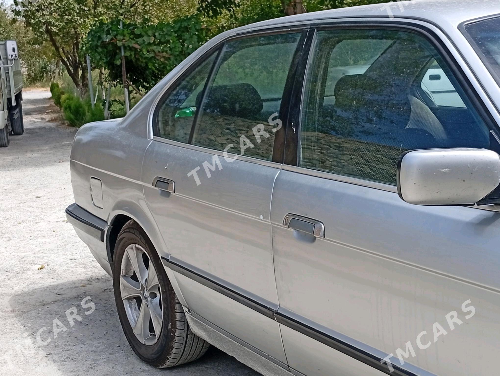 BMW 5 Series 1989 - 52 000 TMT - Bäherden - img 3