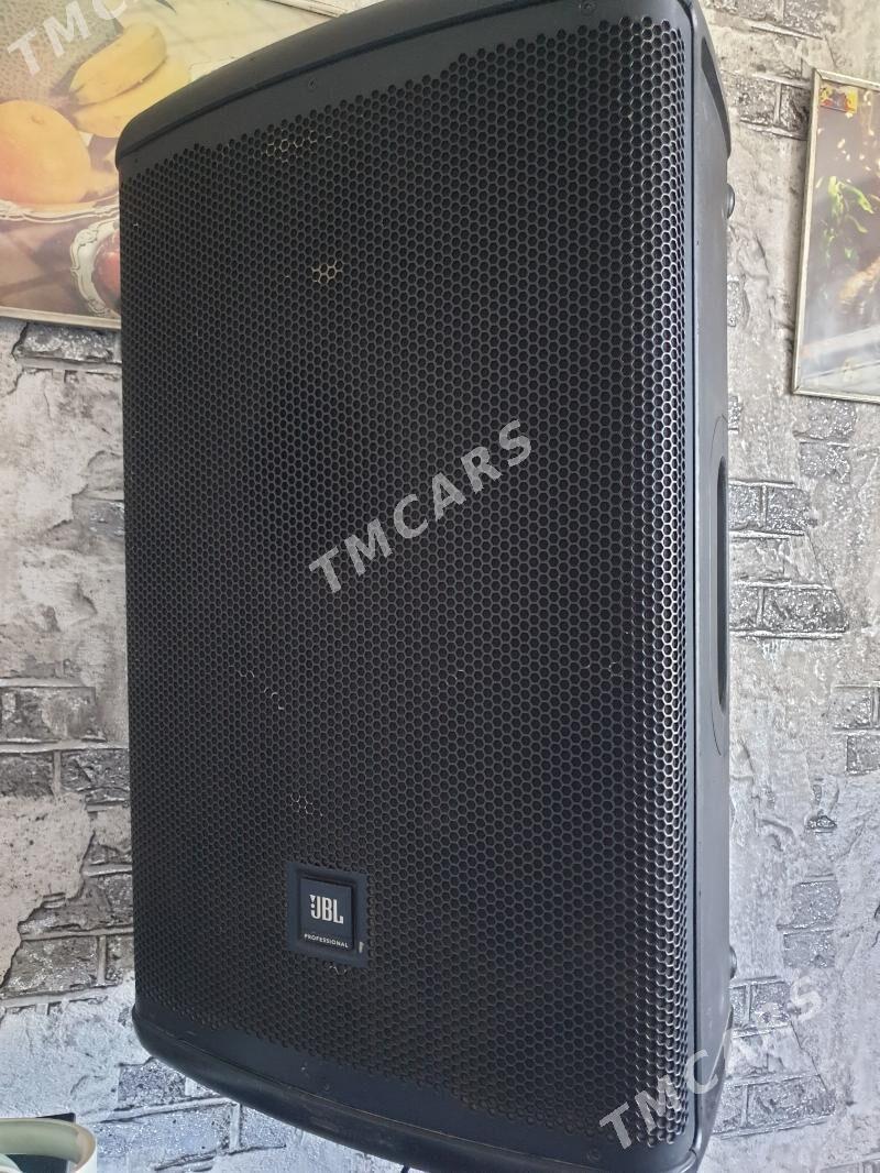 JBL EON 715 - Саят - img 4