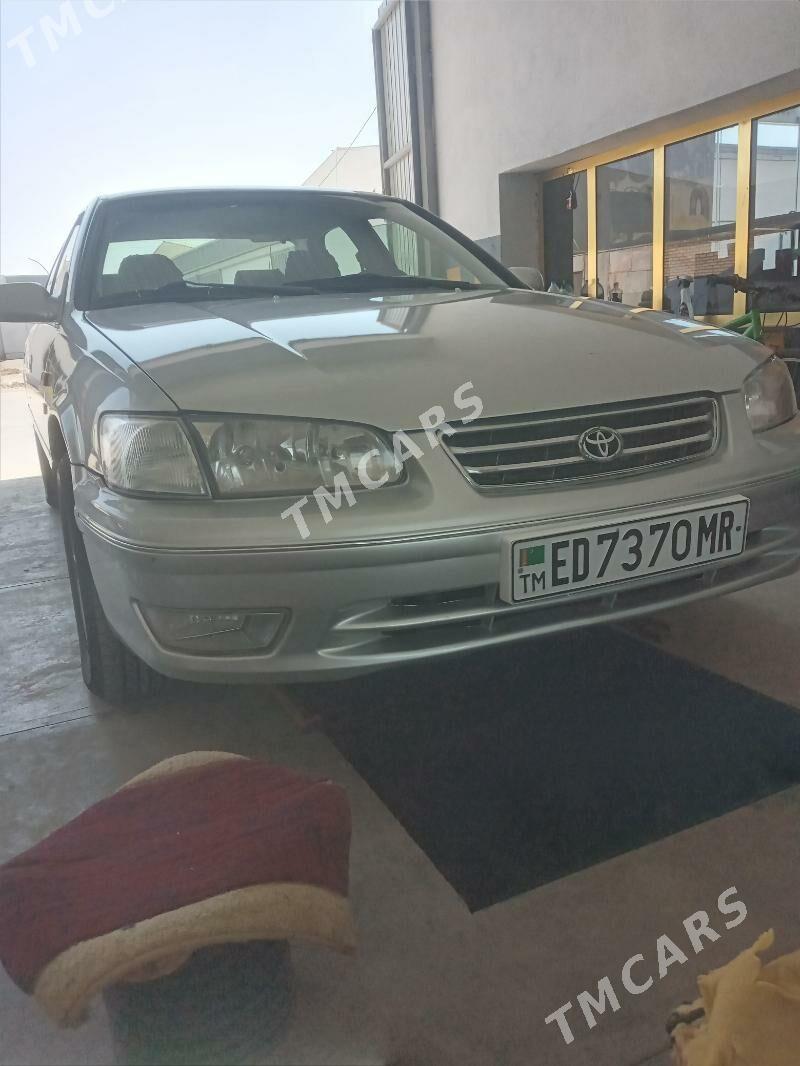 Toyota Camry 2001 - 160 000 TMT - Мары - img 3
