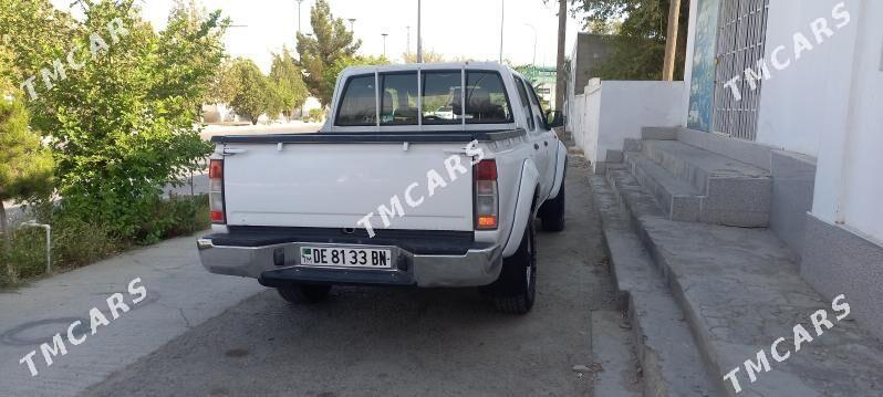 Toyota Hilux 2014 - 260 000 TMT - Gyzylarbat - img 6