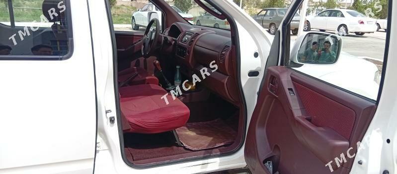 Nissan Navara 2012 - 130 000 TMT - Aşgabat - img 2