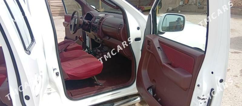 Nissan Navara 2012 - 130 000 TMT - Aşgabat - img 3