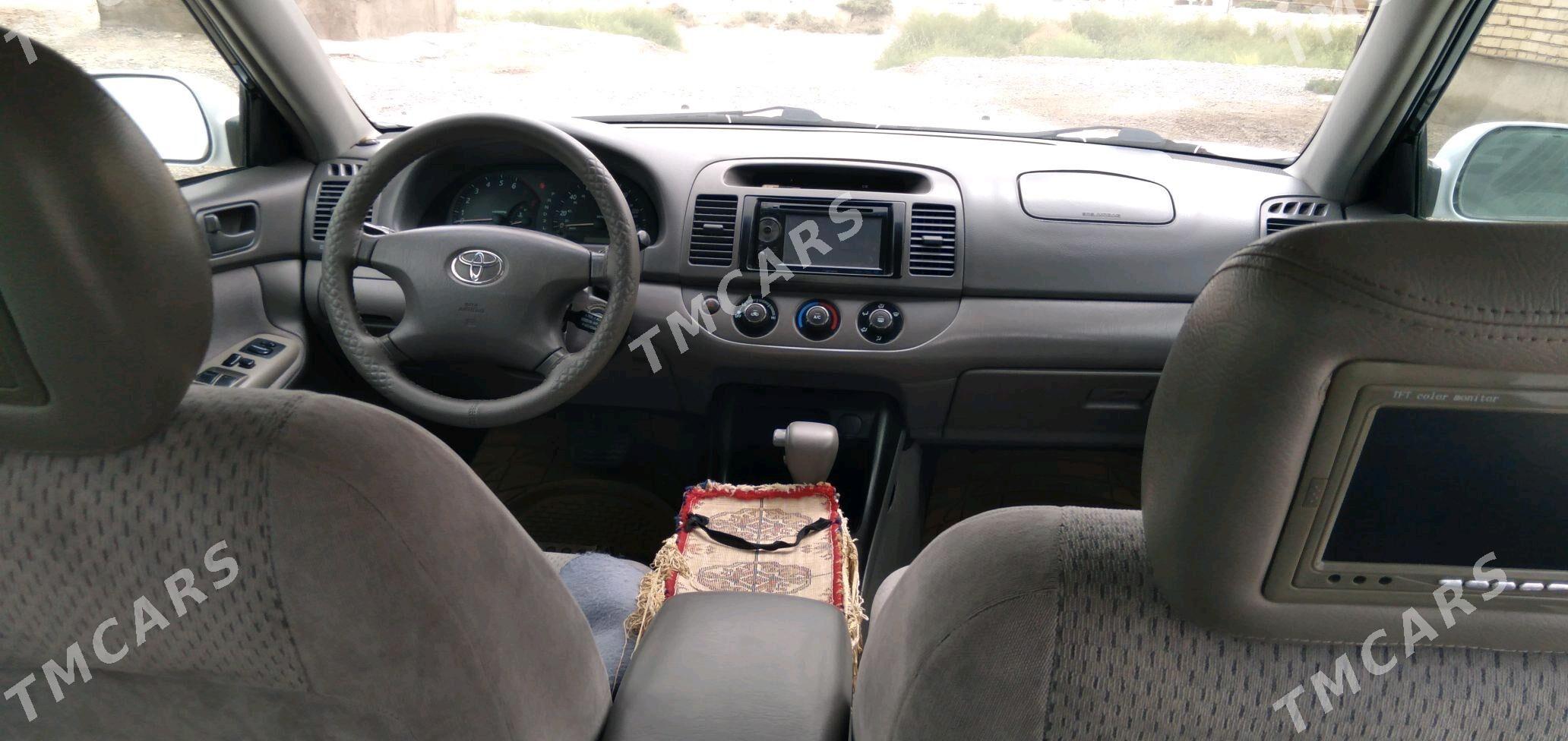 Toyota Camry 2004 - 155 000 TMT - Kaka - img 3