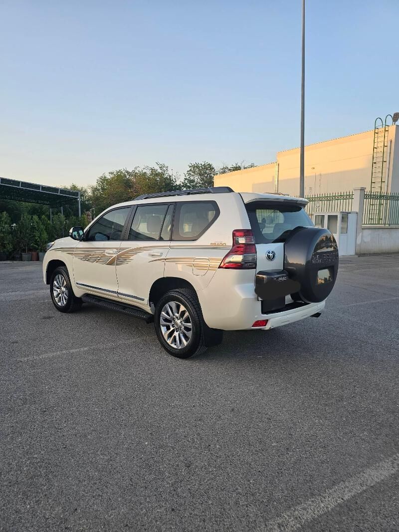 Toyota Land Cruiser Prado 2011 - 790 000 TMT - Aşgabat - img 3