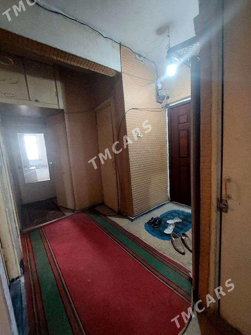eýesinden 3 komnat Kim raýon - Aşgabat - img 2