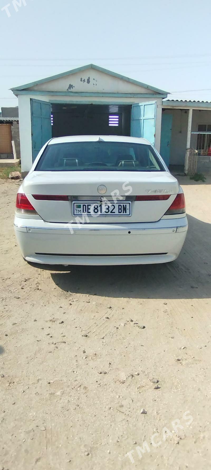 BMW 745 2002 - 77 000 TMT - Эсенгулы - img 5