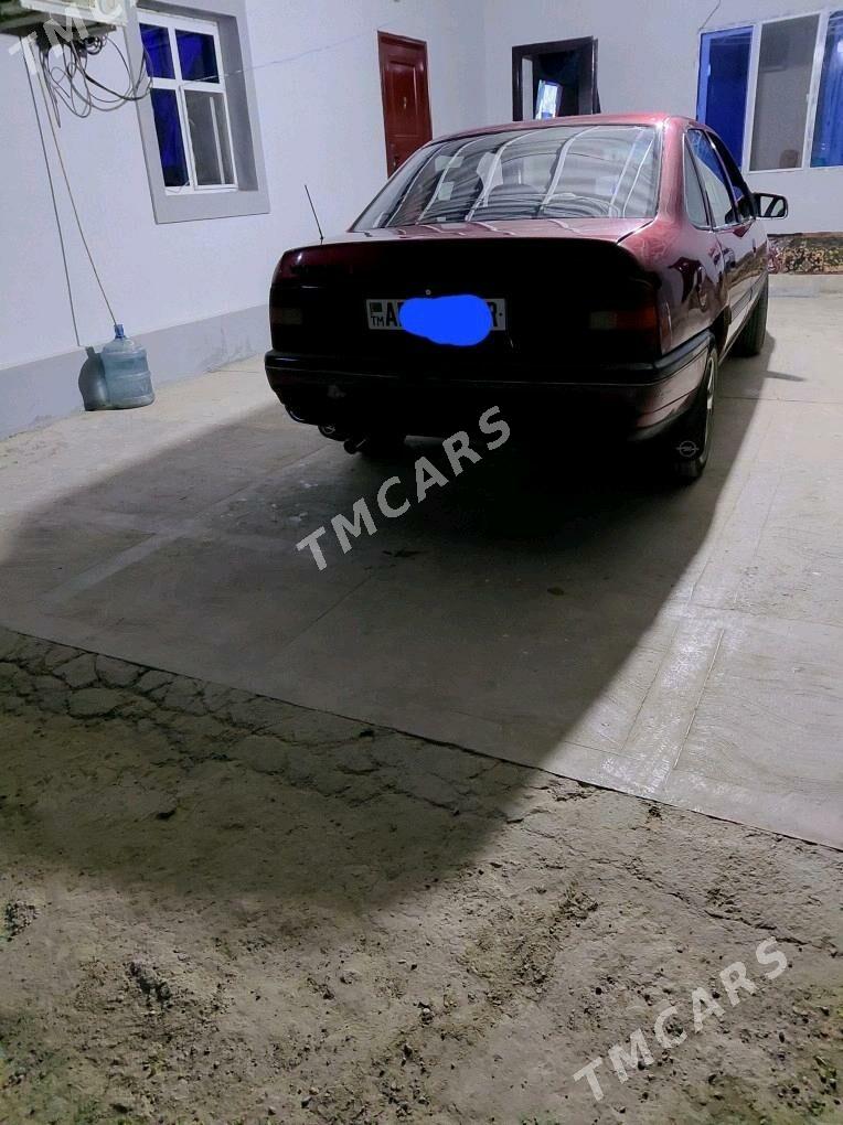 Opel Vectra 1992 - 35 000 TMT - Байрамали - img 3