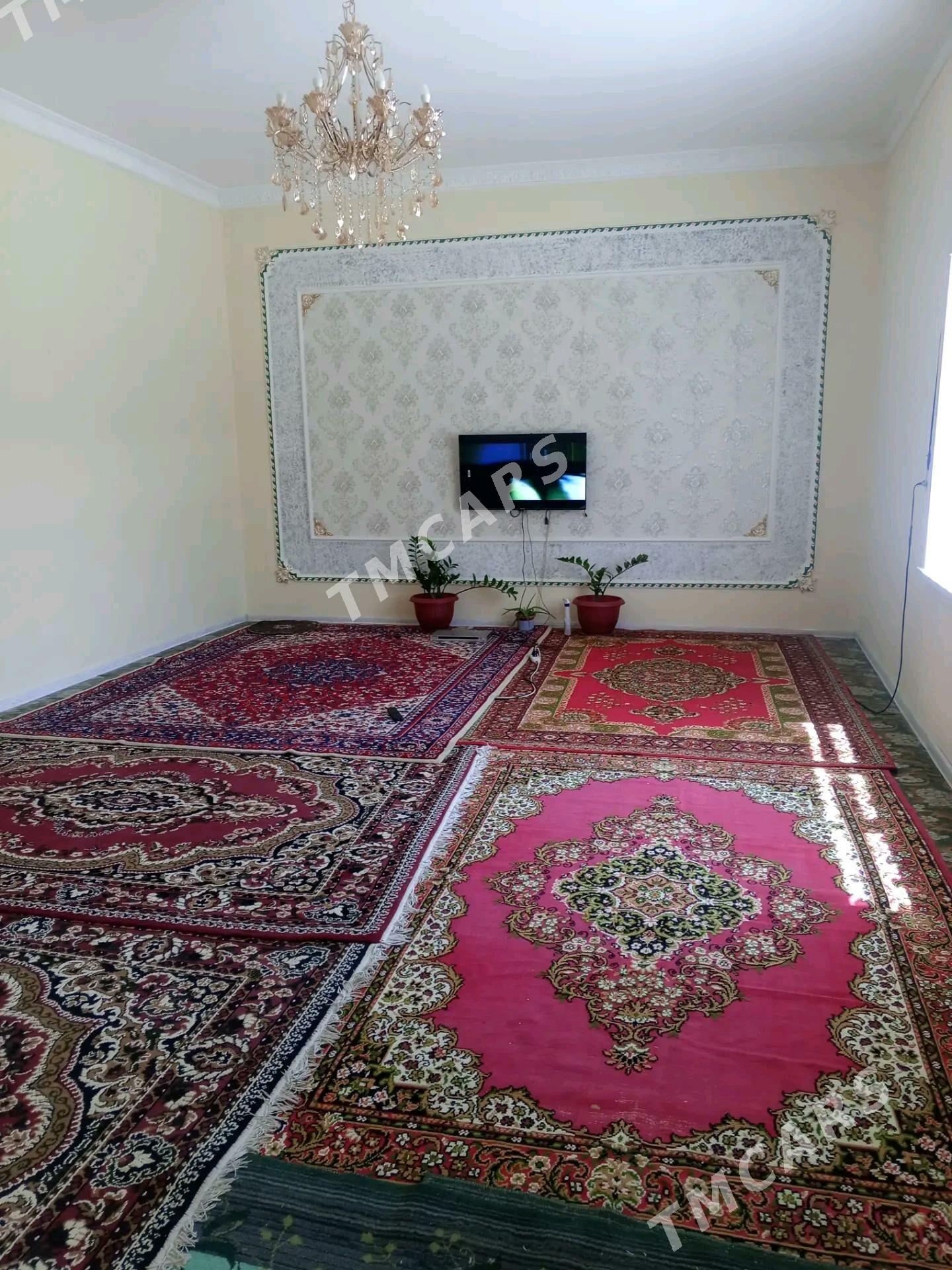 Satlyk jay 3kom. 100m² - Гёкдепе - img 9