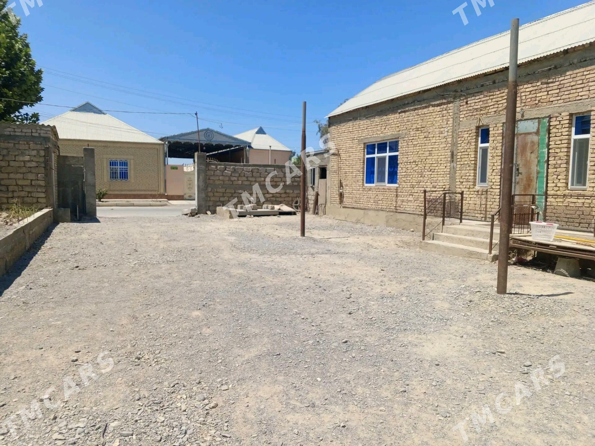 Satlyk jay 3kom. 100m² - Гёкдепе - img 7