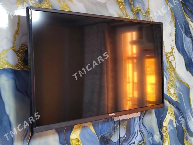 Телевизор Vestel 40" - 30 мкр - img 2