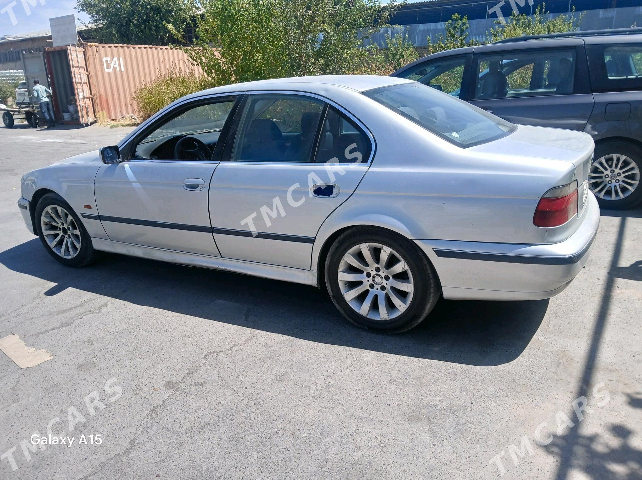 BMW 525 1998 - 50 000 TMT - Çärjew - img 4