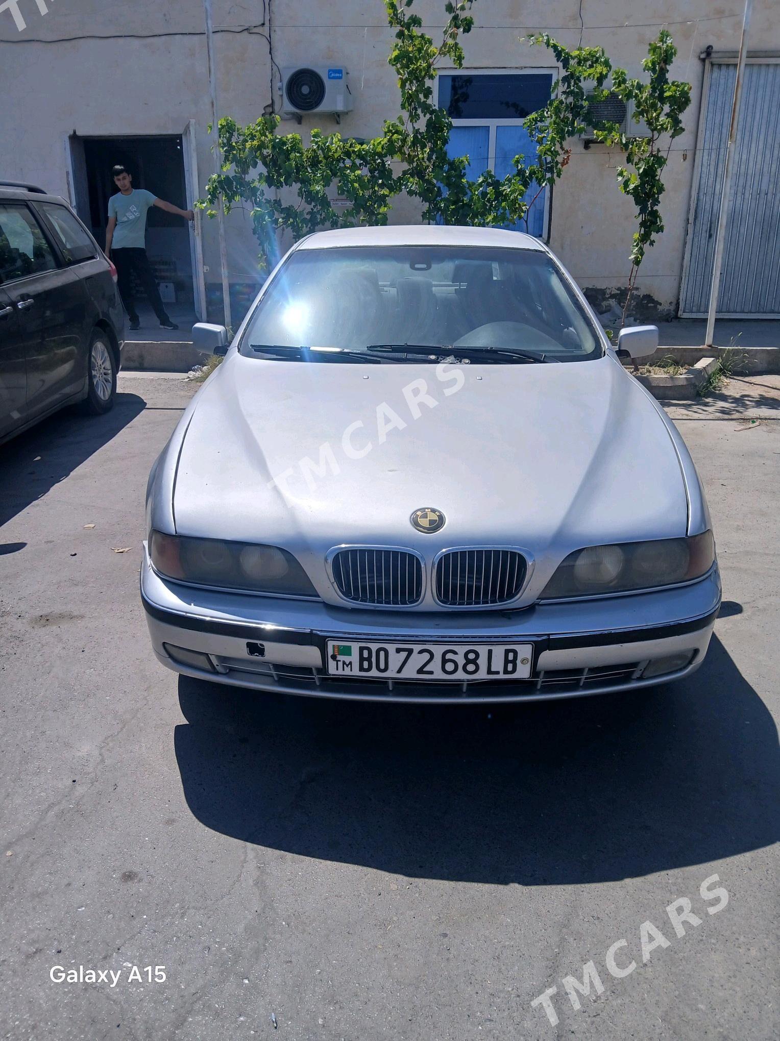 BMW 525 1998 - 50 000 TMT - Çärjew - img 2