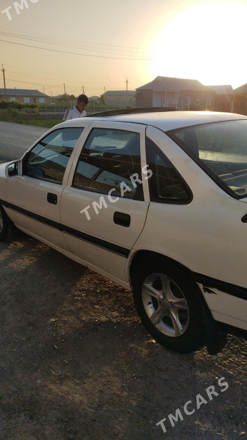 Opel Vectra 1991 - 40 000 TMT - Мары - img 3