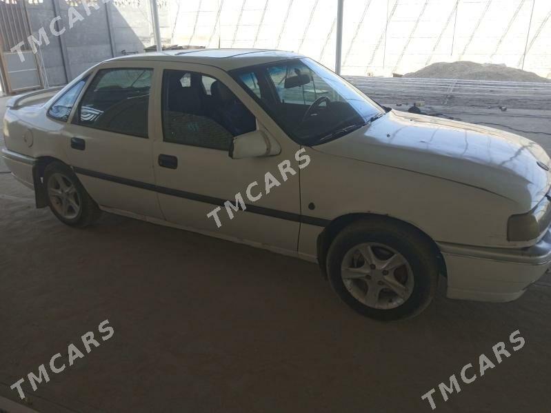 Opel Vectra 1991 - 20 000 TMT - Мары - img 4