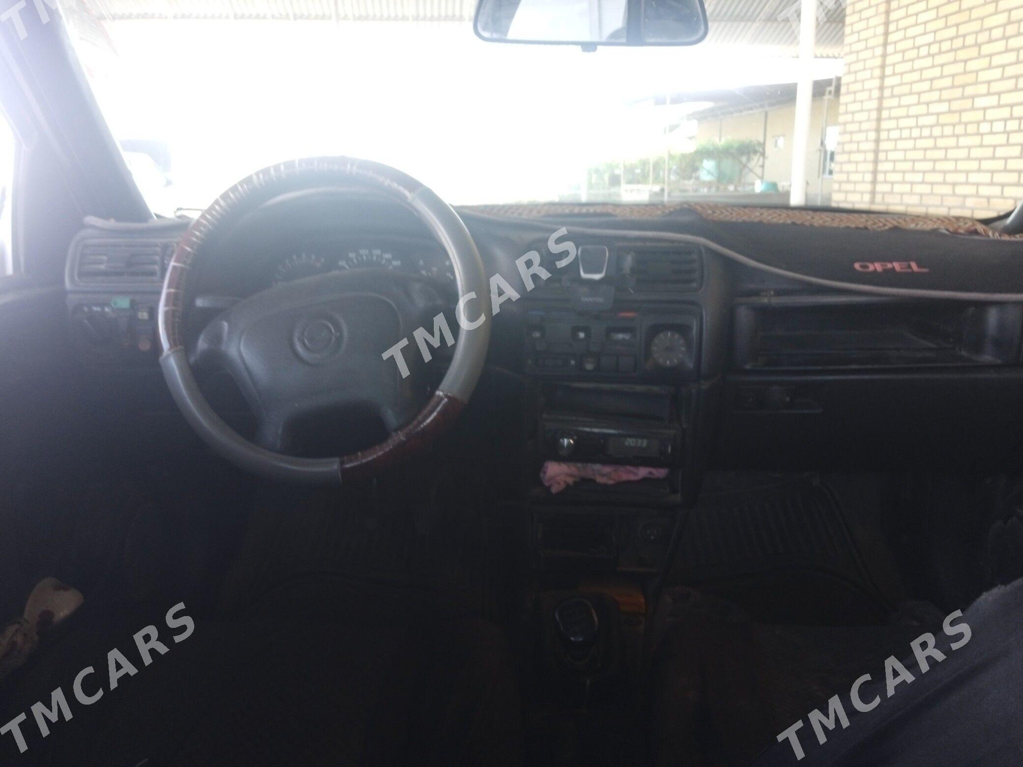 Opel Vectra 1991 - 20 000 TMT - Мары - img 3