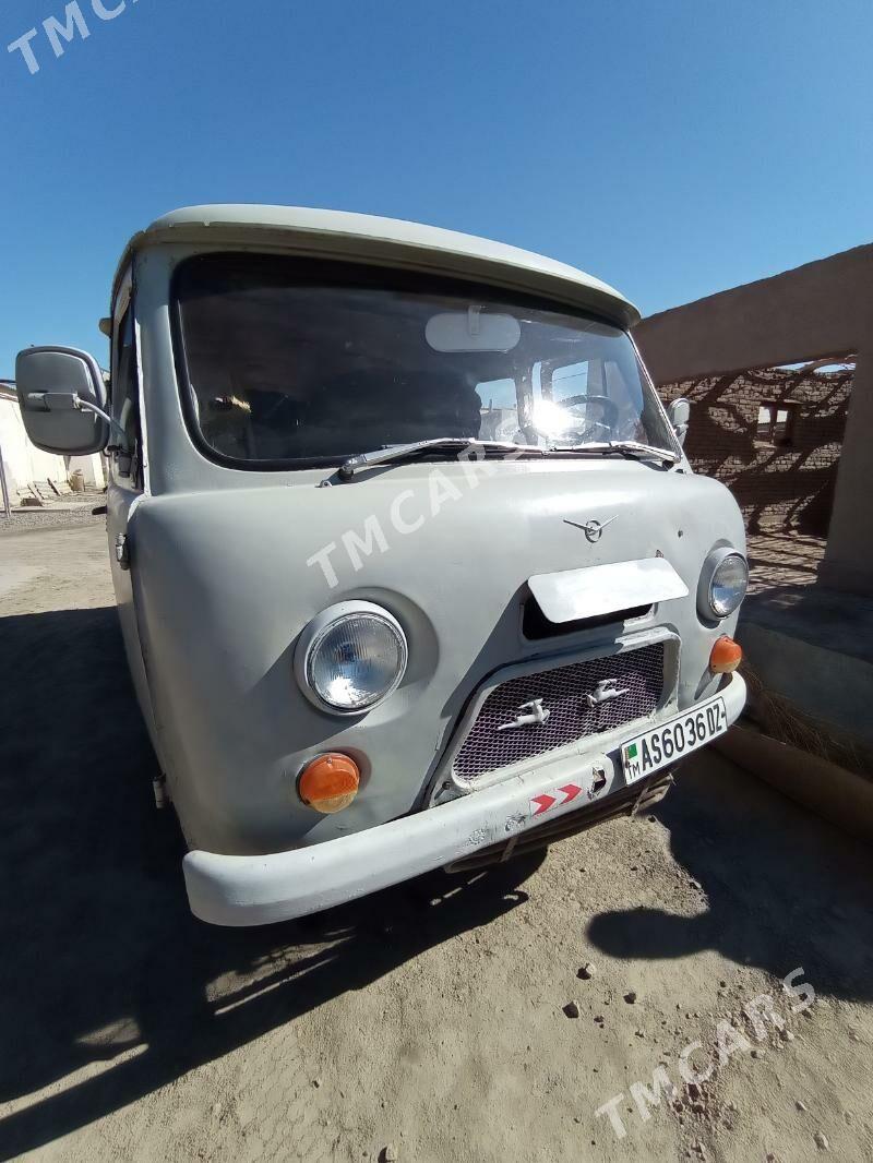 UAZ Profi 2002 - 35 000 TMT - Болдумсаз - img 1
