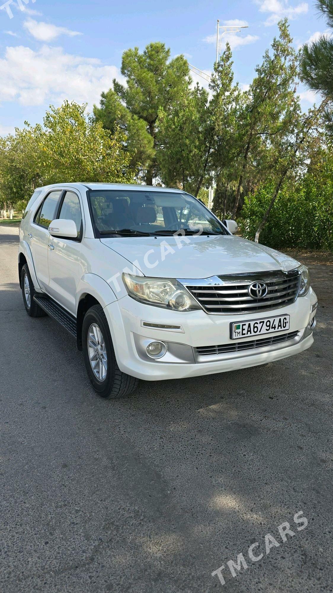 Toyota Fortuner 2012 - 310 000 TMT - Nebitgaz (Andalib-Ankara köç.) - img 2