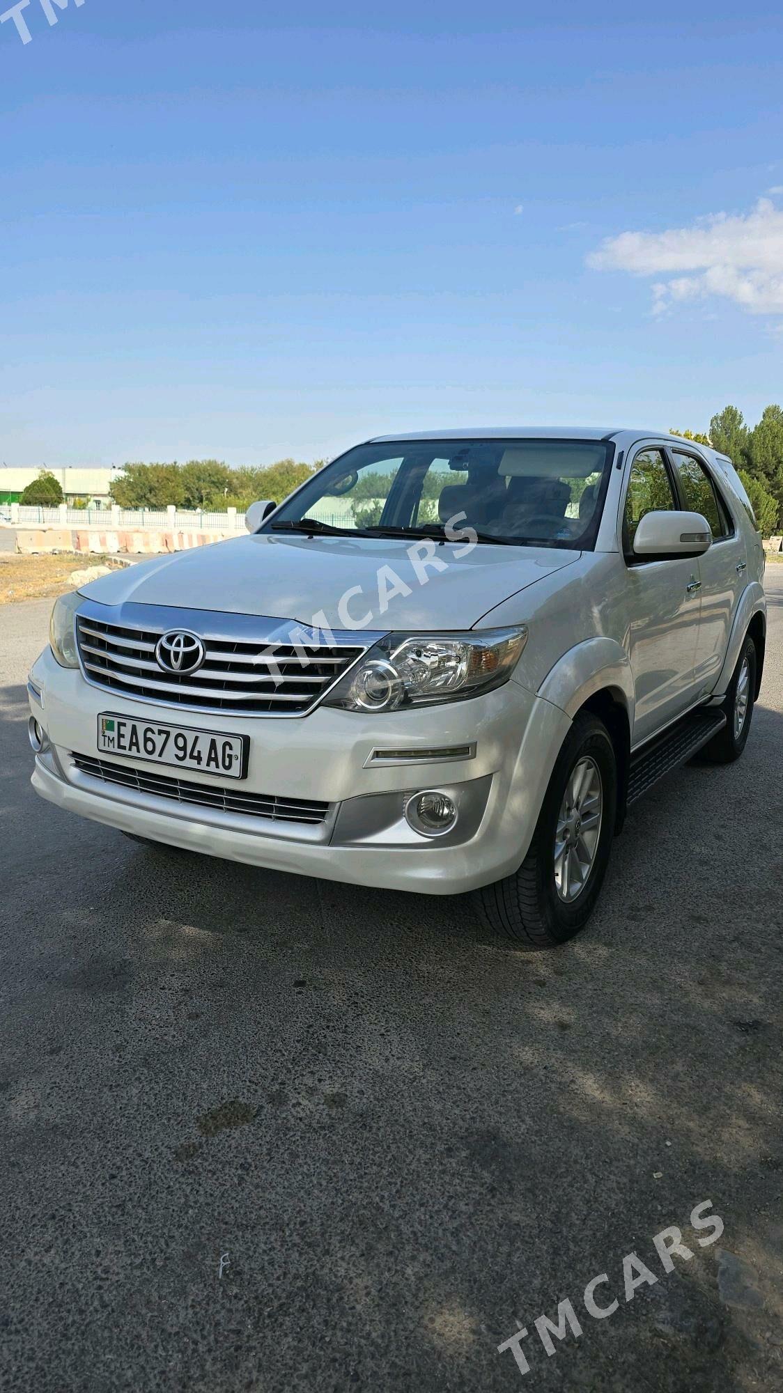 Toyota Fortuner 2012 - 310 000 TMT - Nebitgaz (Andalib-Ankara köç.) - img 3