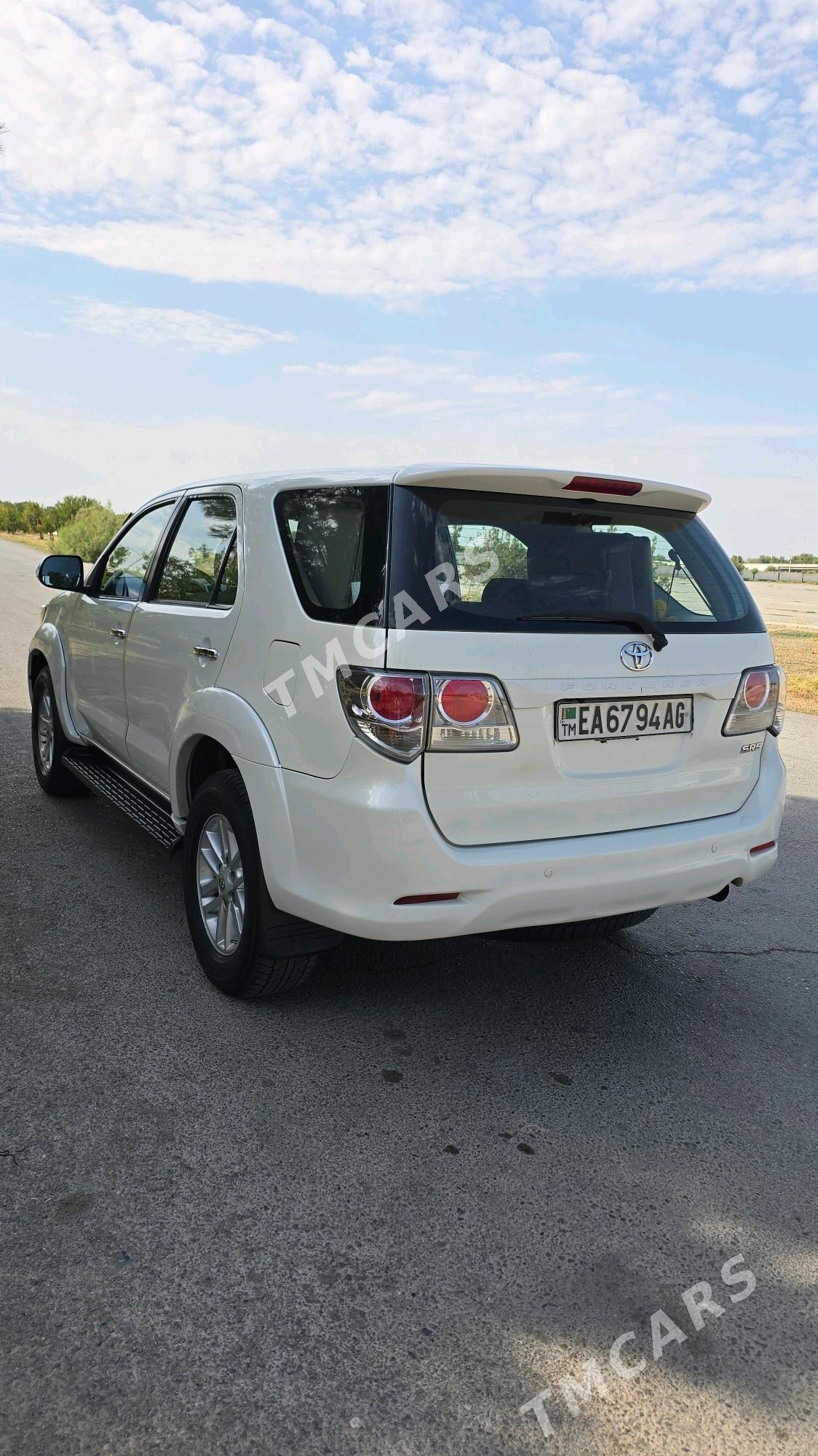 Toyota Fortuner 2012 - 310 000 TMT - Nebitgaz (Andalib-Ankara köç.) - img 5