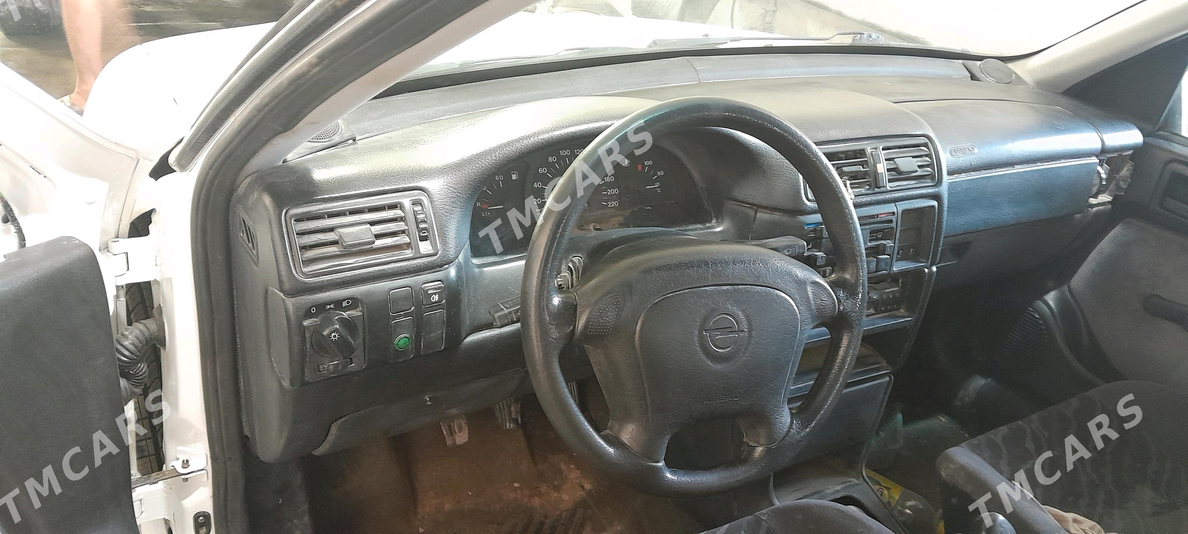 Opel Vectra 1994 - 40 000 TMT - Дашогуз - img 4