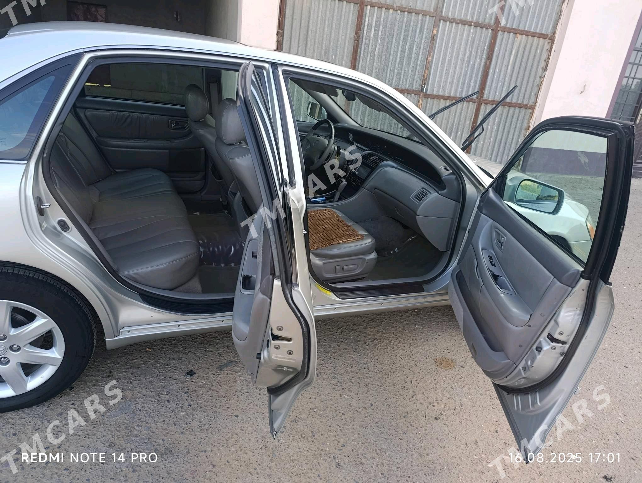 Toyota Avalon 2000 - 190 000 TMT - Мары - img 3