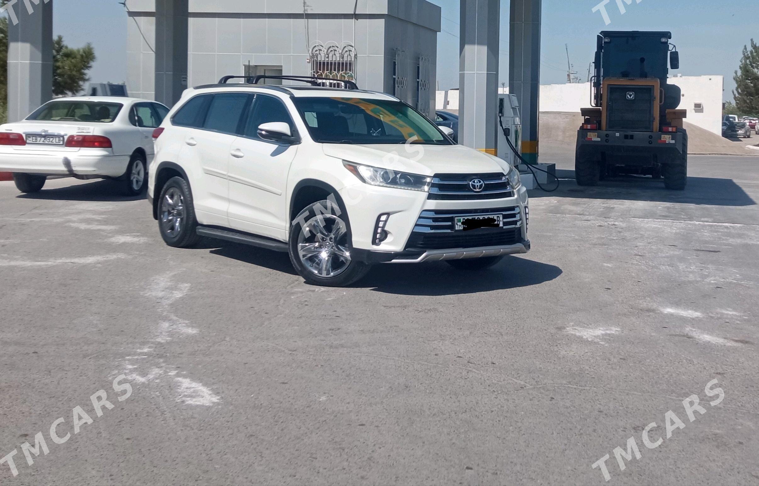 Toyota Highlander 2019 - 560 000 TMT - Туркменабат - img 10