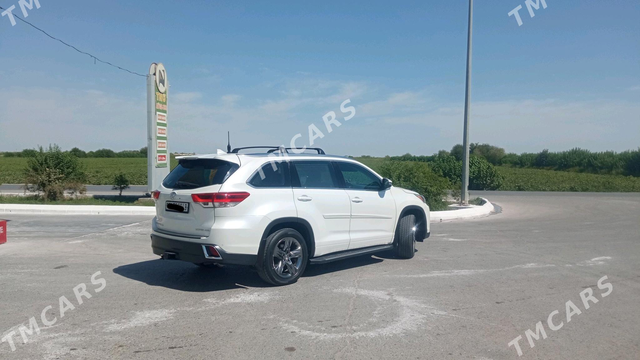 Toyota Highlander 2019 - 560 000 TMT - Туркменабат - img 5