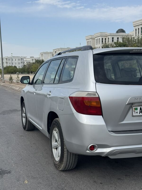 Toyota Highlander 2010 - 275 000 TMT - Ашхабад - img 3