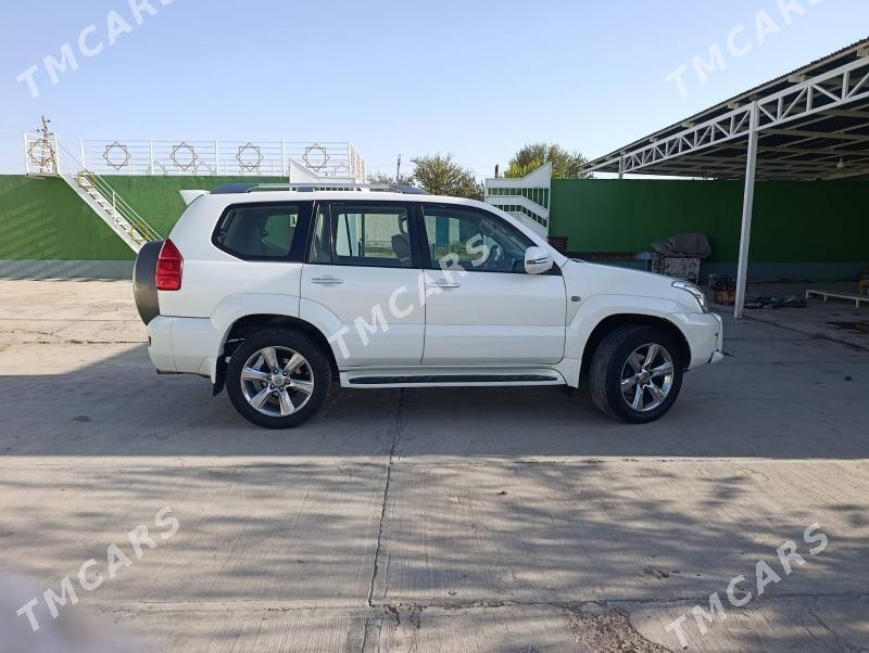 Toyota Land Cruiser Prado 2004 - 350 000 TMT - Серахс - img 4