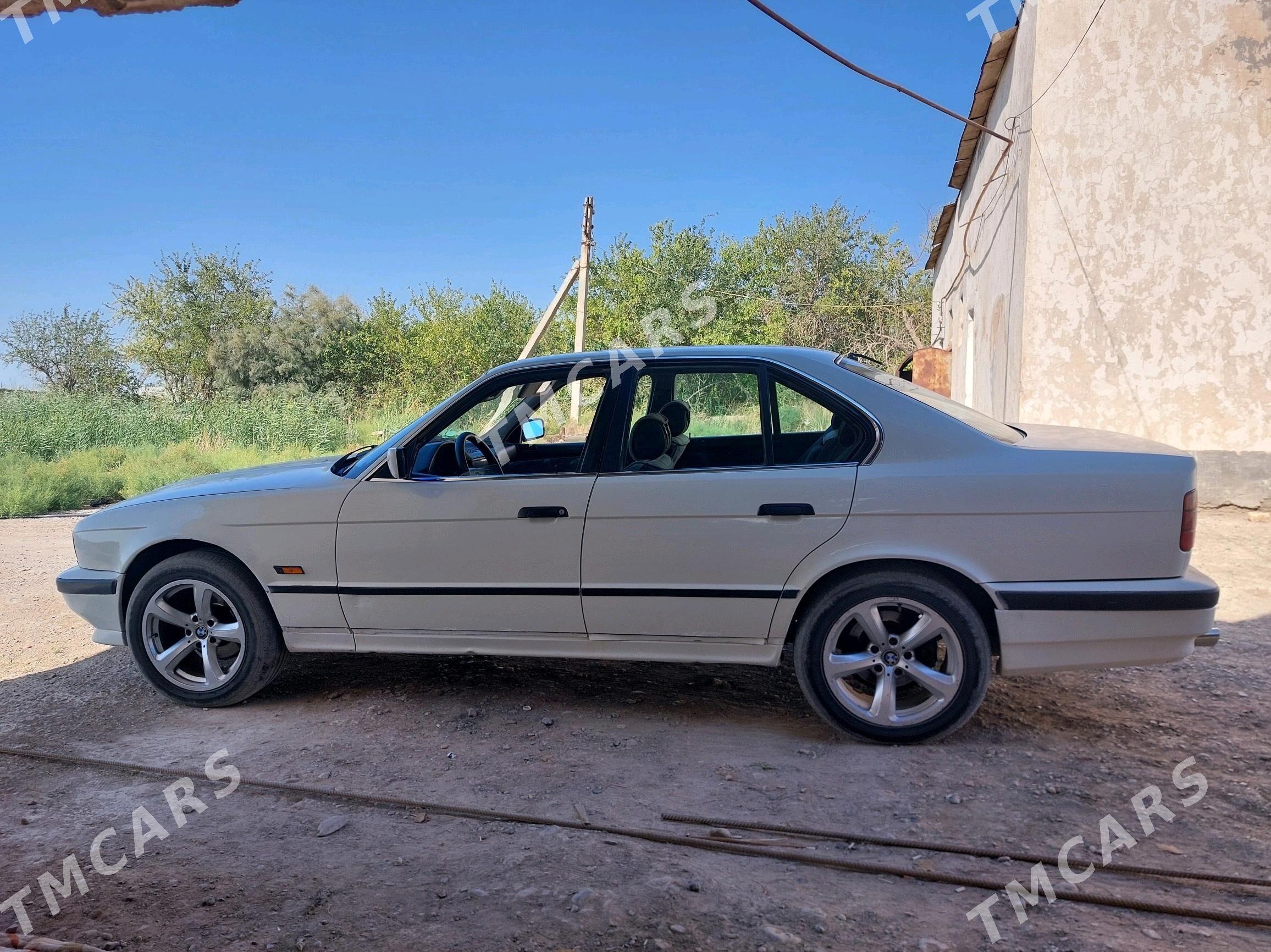 BMW 5 Series 1990 - 50 000 TMT - Tejen - img 6