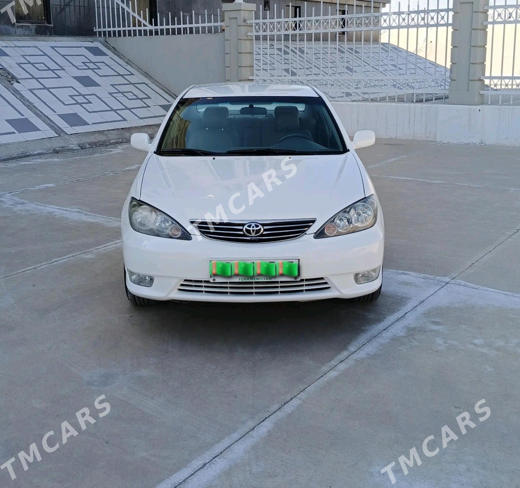 Toyota Camry 2004 - 158 000 TMT - Дашогуз - img 9