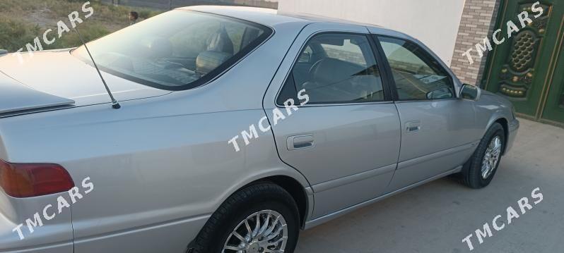 Toyota Camry 2000 - 145 000 TMT - Кака - img 5