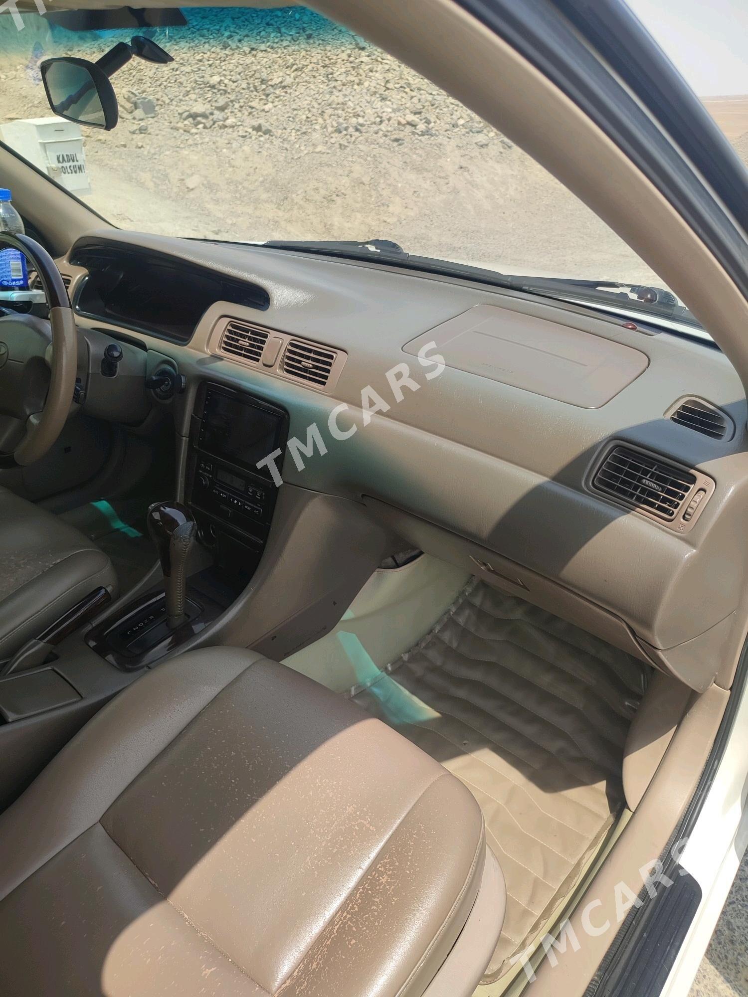 Toyota Camry 2000 - 142 000 TMT - Бахарден - img 7