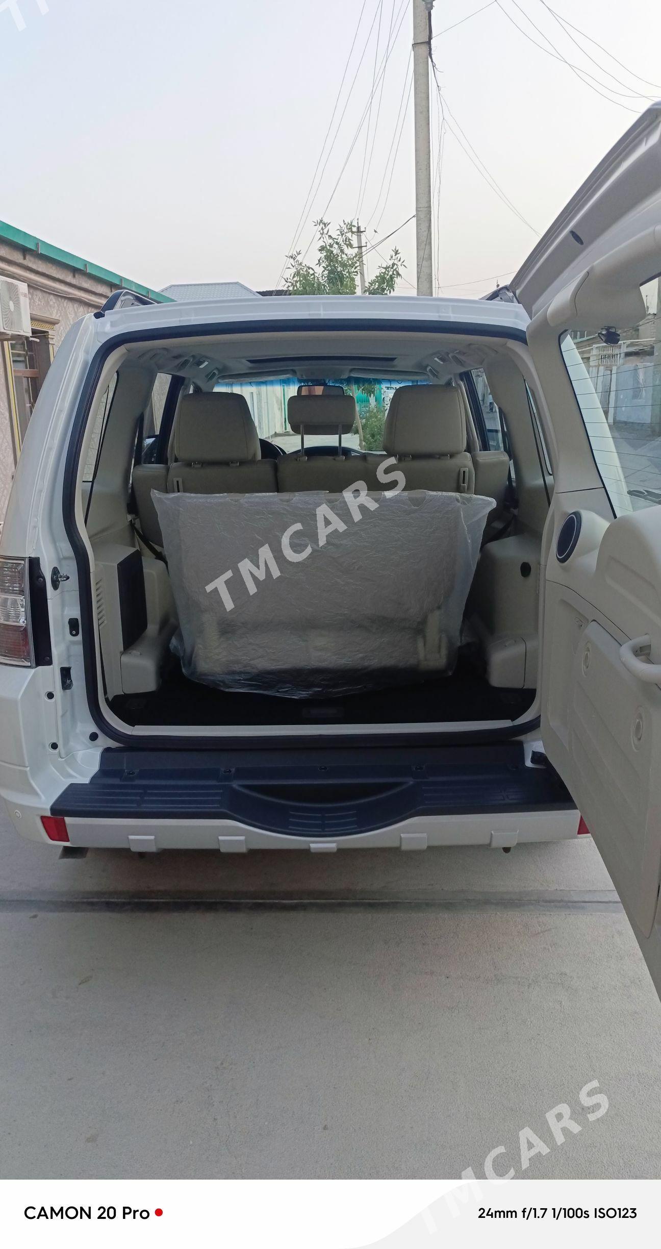Mitsubishi Pajero 2015 - 335 000 TMT - Hitrowka - img 3