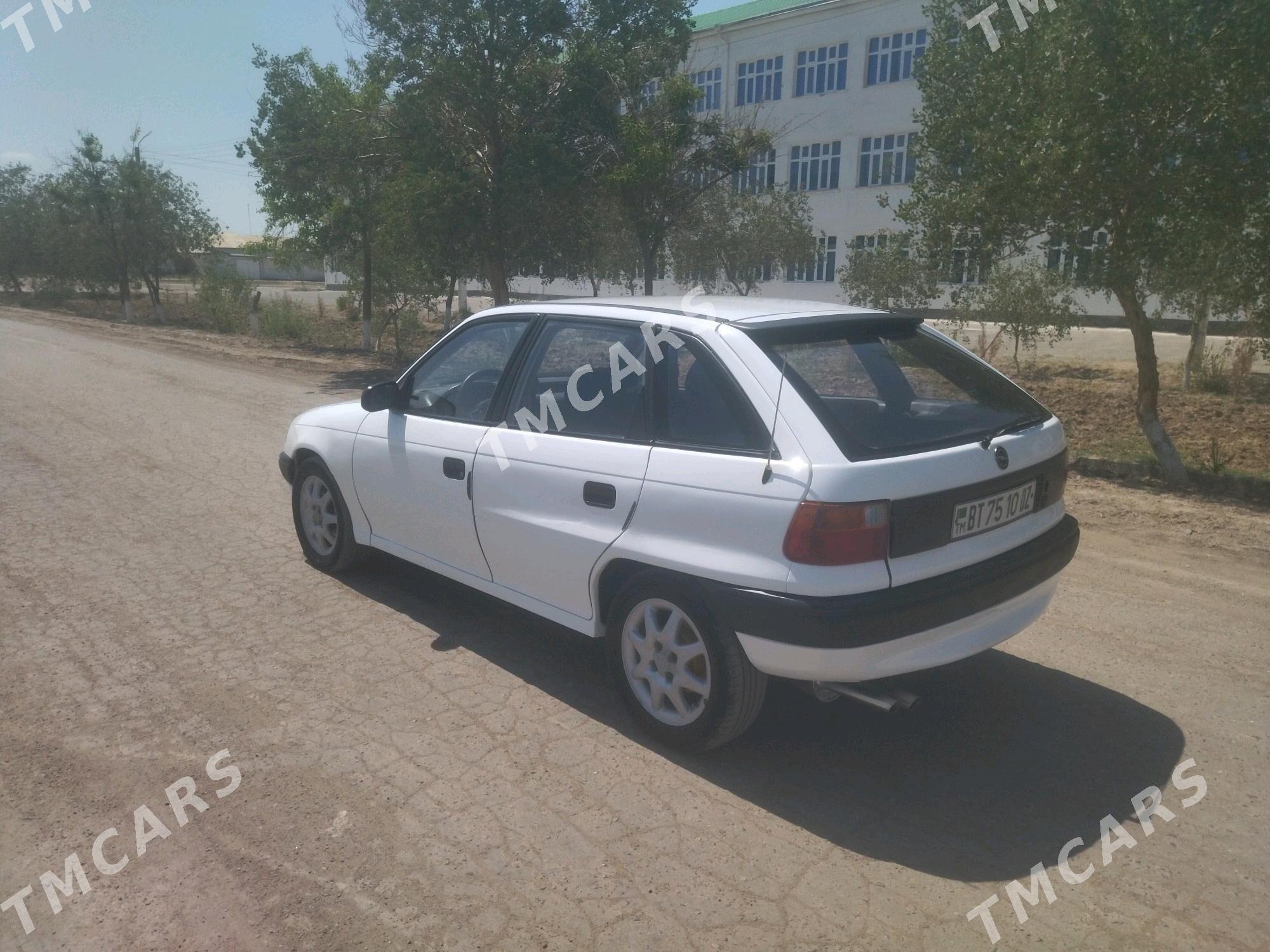 Opel Astra 1993 - 45 000 TMT - Daşoguz - img 3