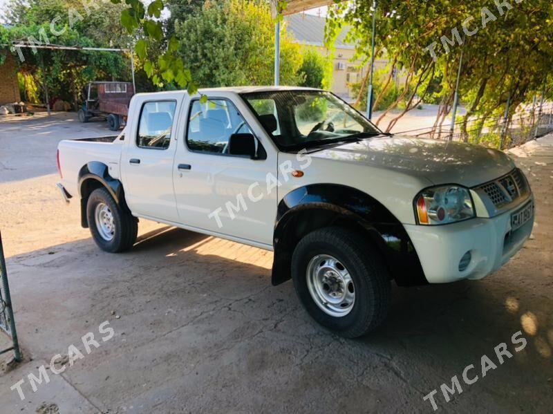 Nissan Navara 2007 - 125 000 TMT - Farap - img 5