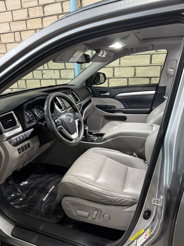 Toyota Highlander 2016 - 400 000 TMT - Gyzylarbat - img 8