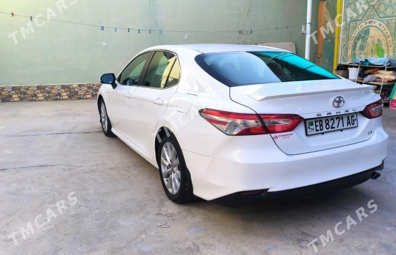 Toyota Camry 2018 - 275 000 TMT - Ашхабад - img 6