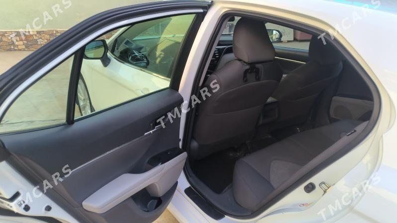 Toyota Camry 2018 - 275 000 TMT - Ашхабад - img 7
