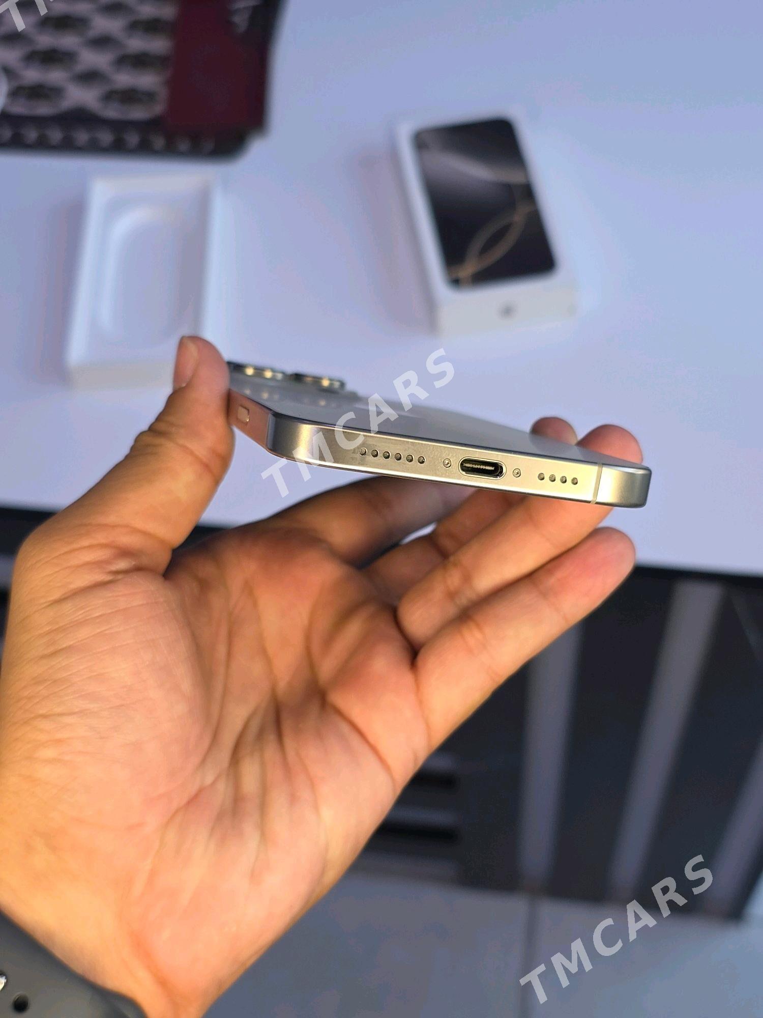 iPhone 16pro Max 256gb - Mary - img 3