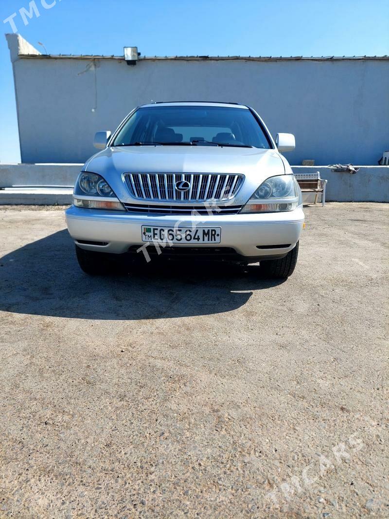 Lexus RX 300 2000 - 220 000 TMT - Мургап - img 4