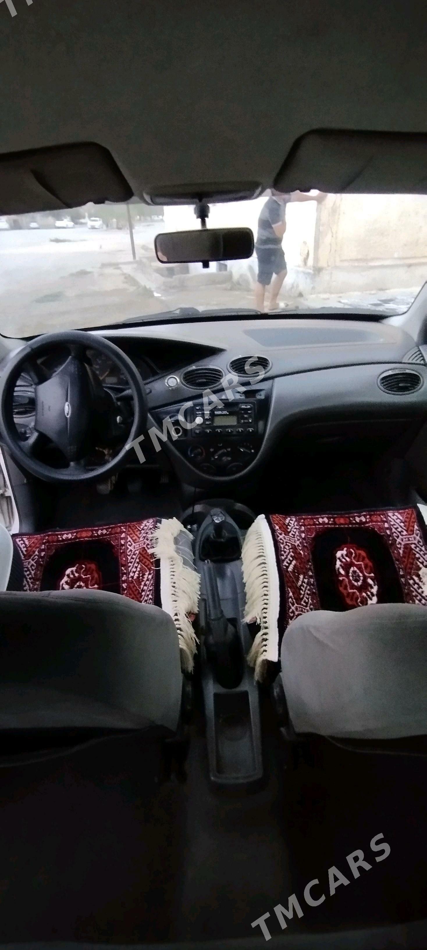 Ford Focus 2000 - 50 000 TMT - Büzmeýin - img 2