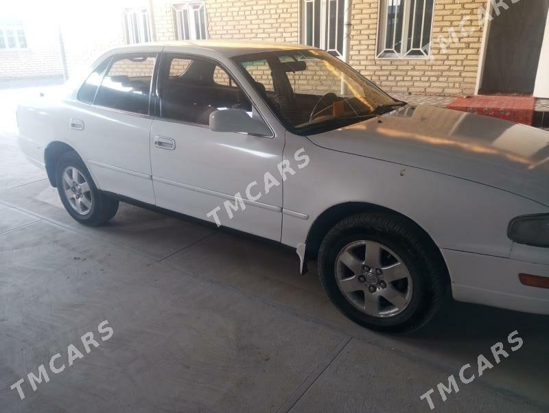 Toyota Camry 1993 - 78 000 TMT - Mary - img 3
